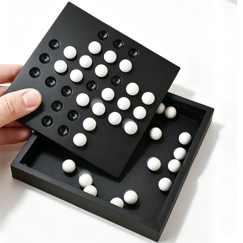 Europe Classic Single Chess Pe - đánh giá và giá Strategy Board Game