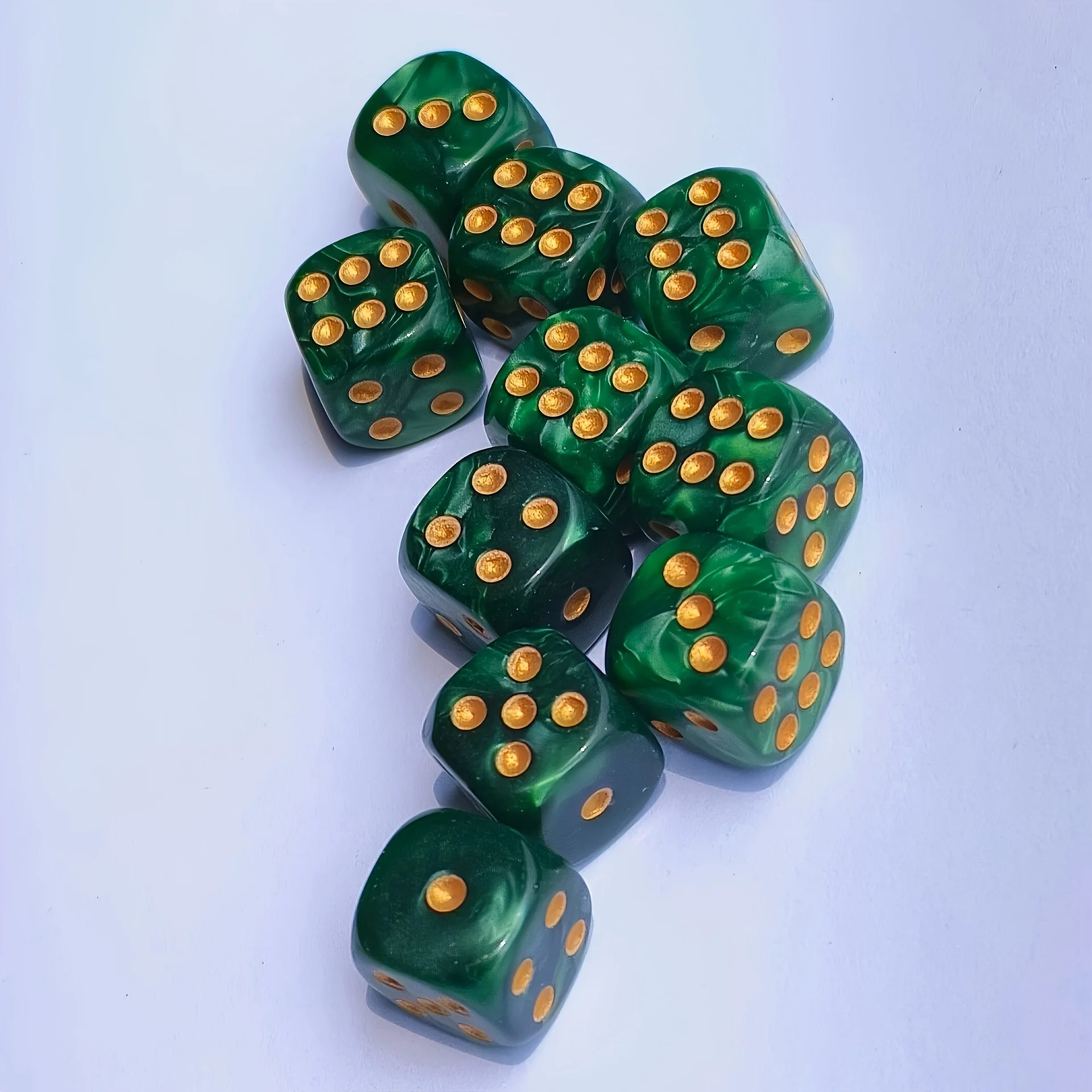 10Pcs 12mm Pearl Swirl D6 Dice - đánh giá và giá Board Game Live